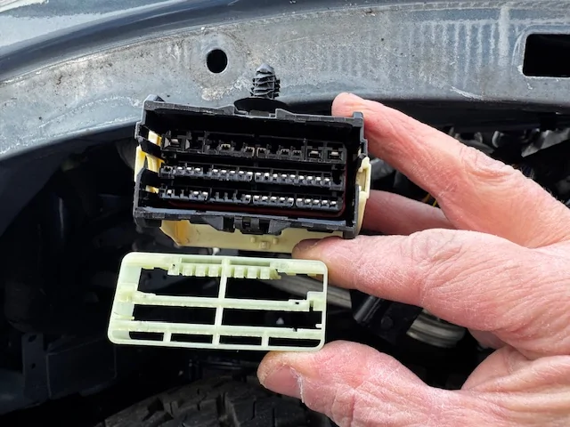 Ford Bronco DIY: Wiring factory fog lights in 2025 Big Bend (how-to w/ photos) IMG_4637