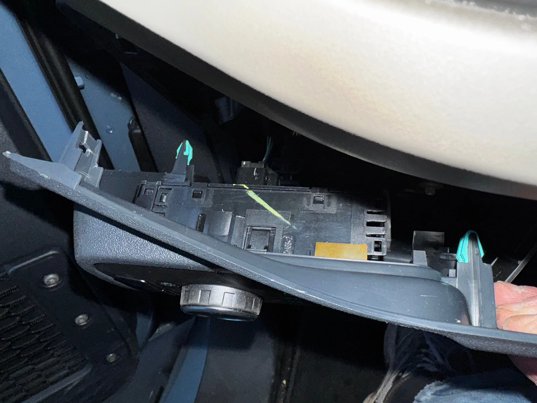 Ford Bronco DIY: Wiring factory fog lights in 2025 Big Bend (how-to w/ photos) IMG_4728