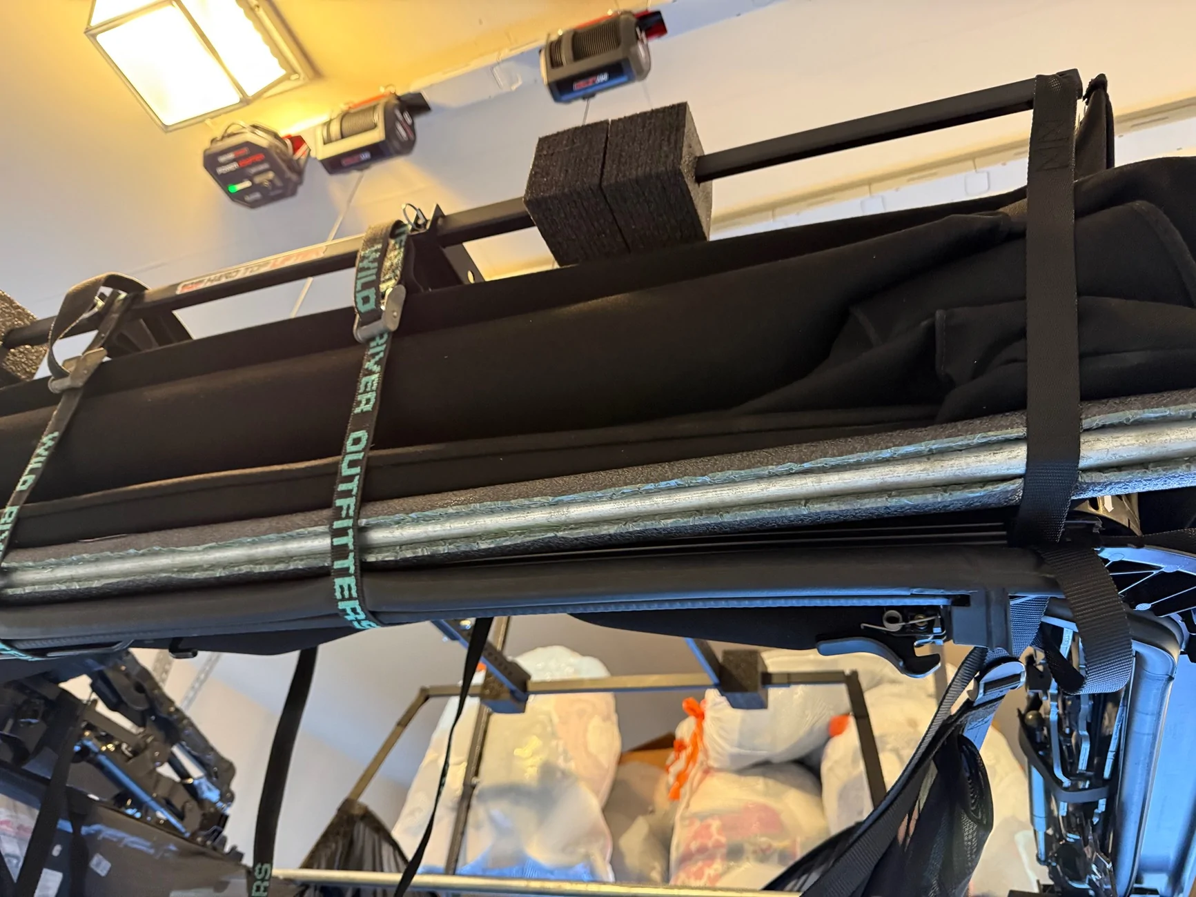 Ford Bronco Using SmarterHome Hard Top Lifter for Soft Top IMG_5730