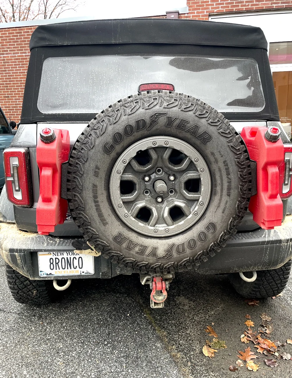 Ford Bronco Trailrax + Rotopax mounting IMG_7237