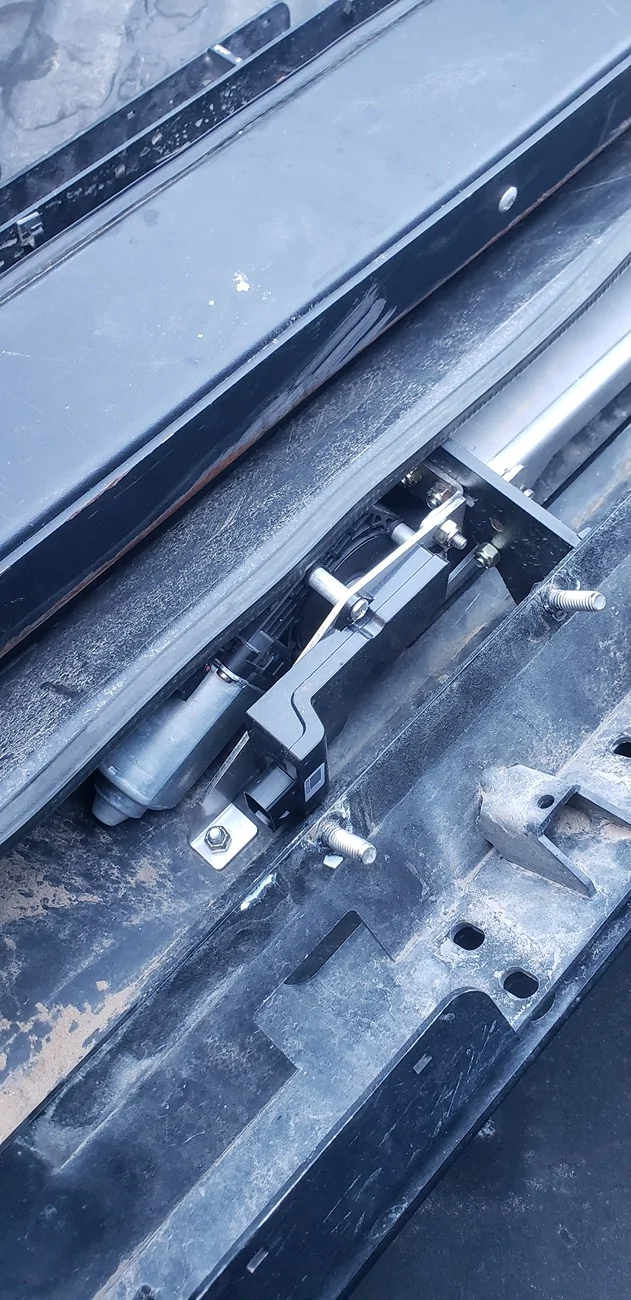 Ford Bronco SOLD 4 door Rockslide Engineering Sliders/Steps SOLD 20251020_164036