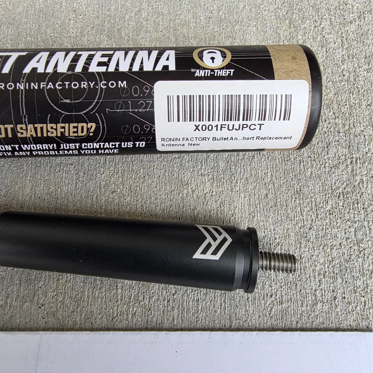 Ford Bronco Ronin 50 cal. bullet antenna tuff lock model 20260103_142233_resized