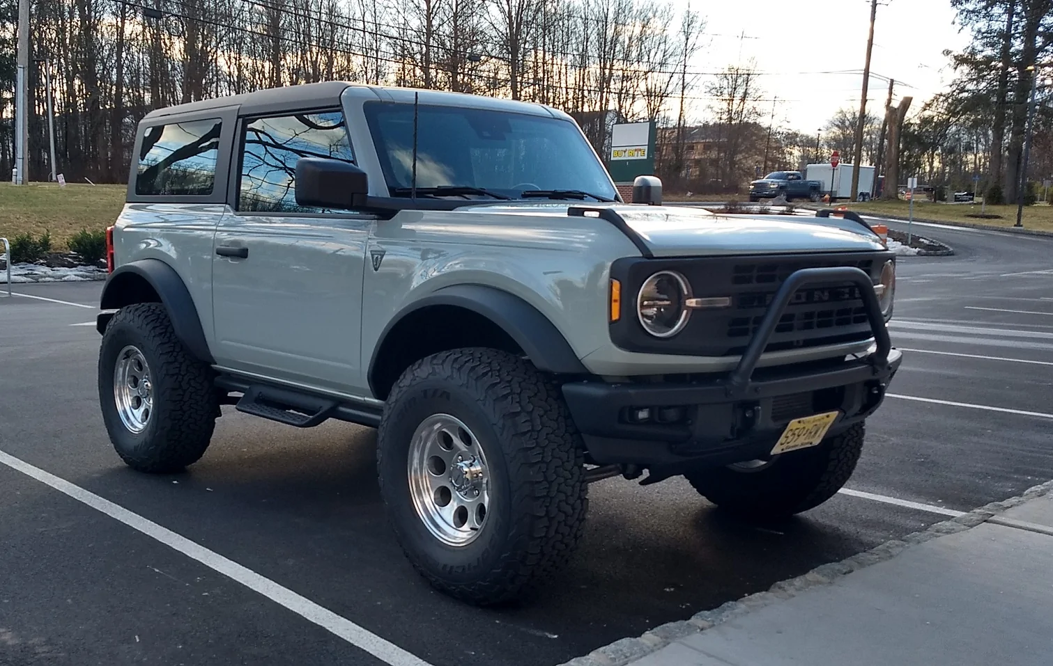 Ford Bronco Really, How good are 4wp/pro comp 2.5” coilovers?? mybronco_37procomp10