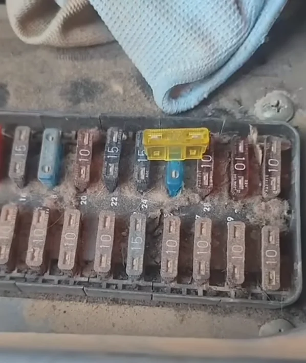Ford Bronco Fuse extractor Screenshot 2026-01-09 at 8.44.01 AM