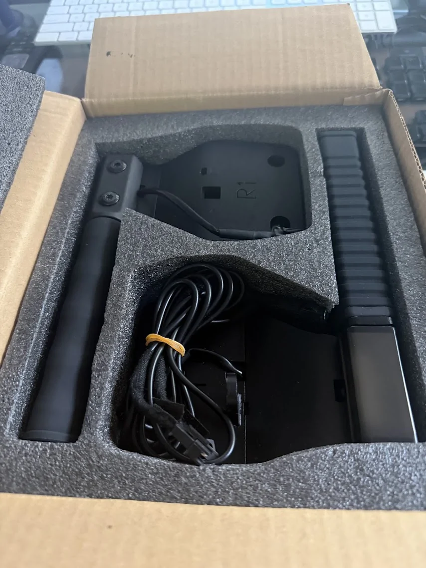 Ford Bronco AIGMUX Grab Handles V2 (with LED light) impressions 1768005148161-0d