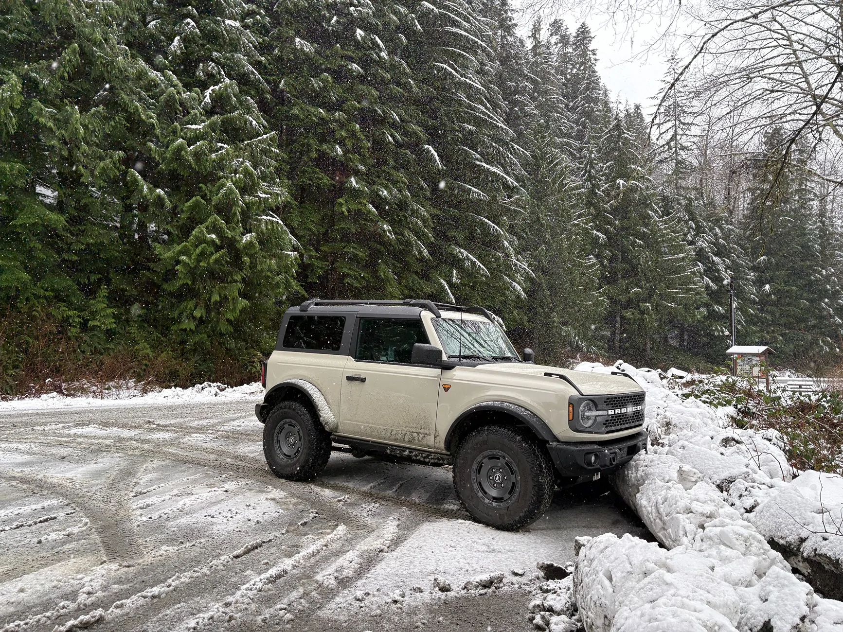 Ford Bronco What did you do TO / WITH your Bronco today? 👨🏻‍🔧🧰🚿🛠 snow at spada lak