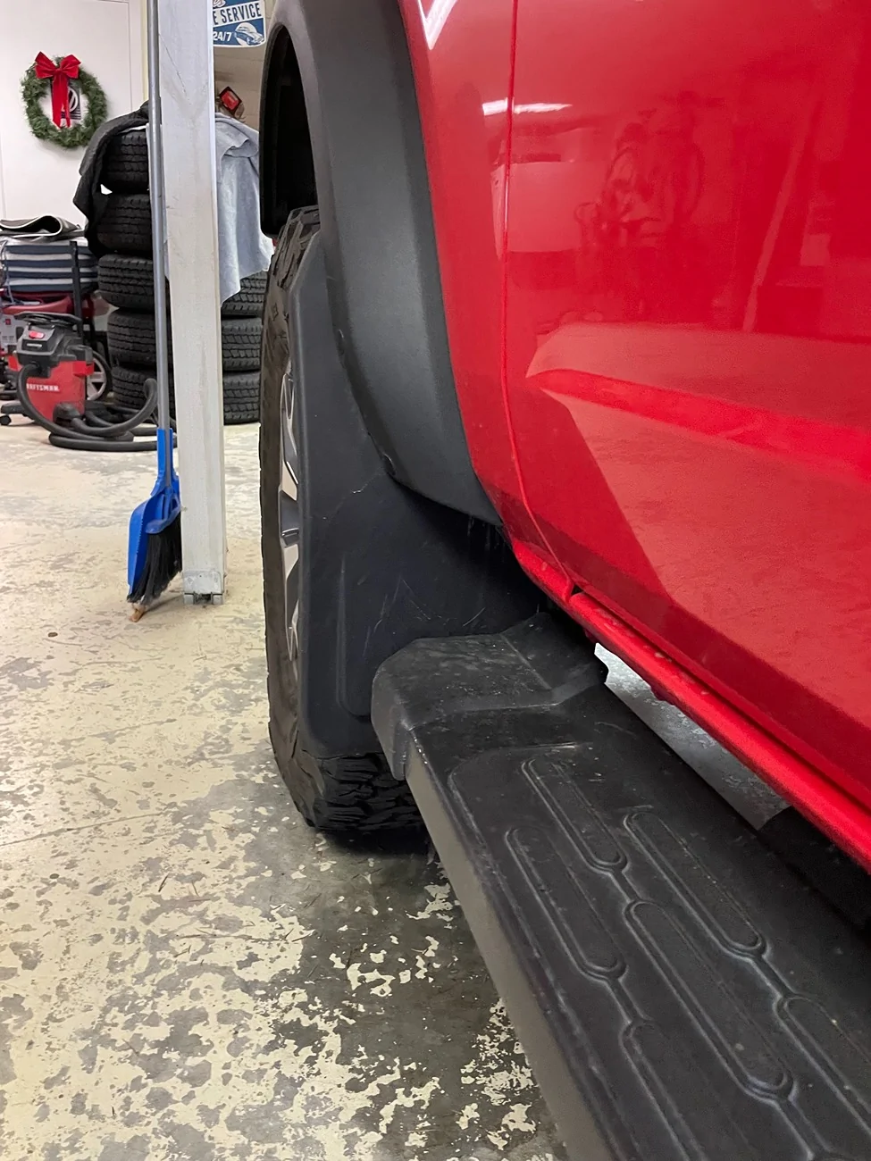 Ford Bronco Mud Flaps Needed - recommendations? IMG_2886