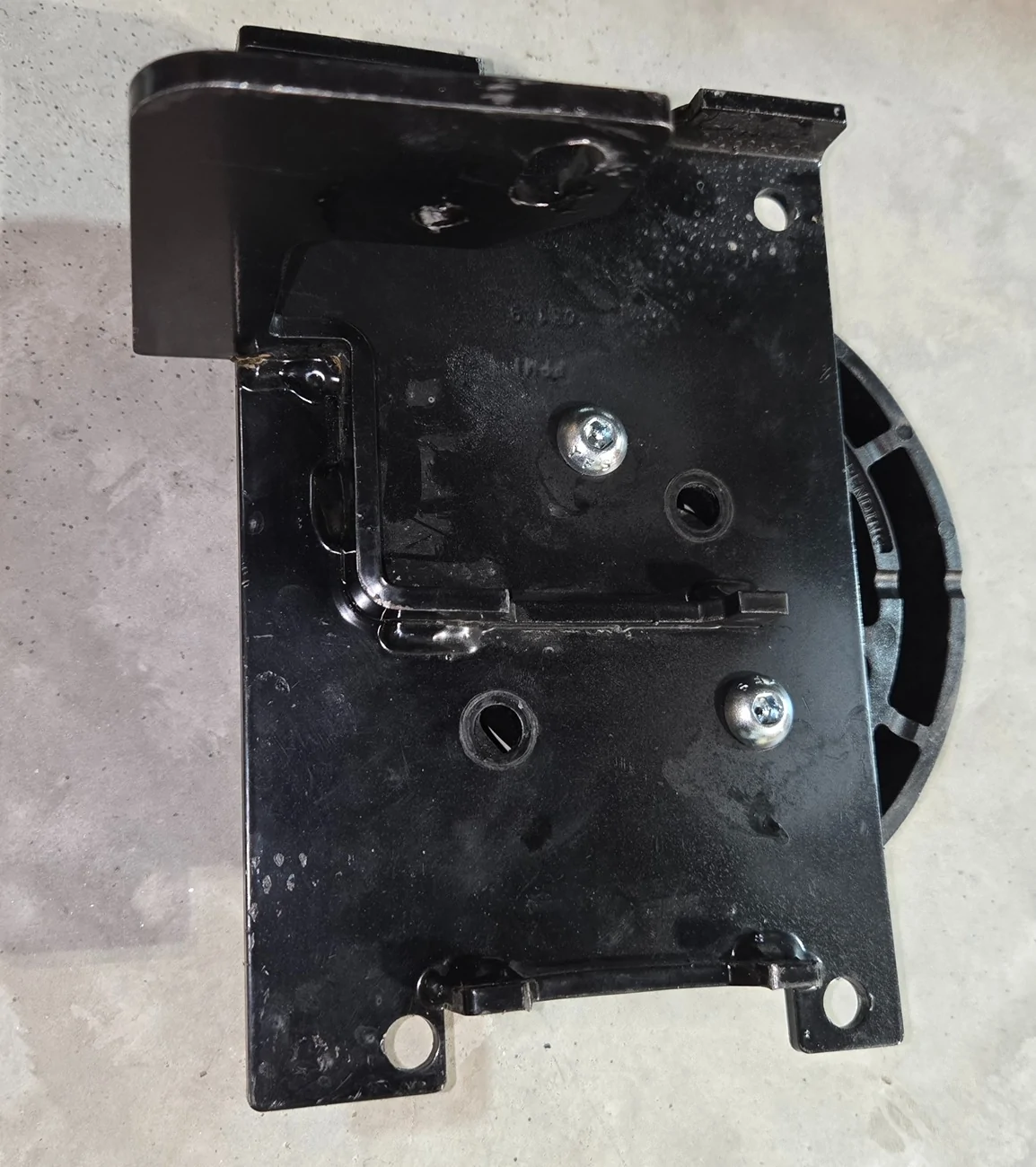 air bag brtacket new holes.webp
