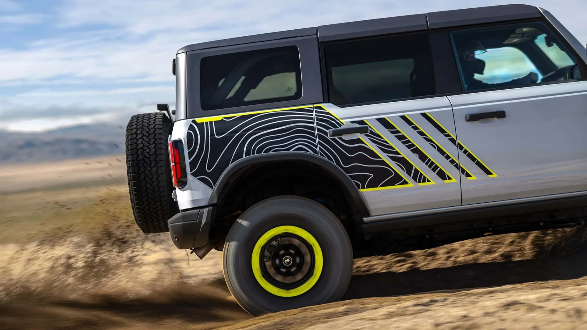 Ford Bronco 2027 Bronco RTR revealed as part of 2027 model lineup 2027-ford-bronco-rtr (13)
