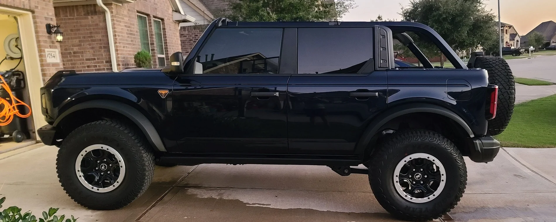 Ford Bronco Selling my Antimatter Blue Bronco 15155