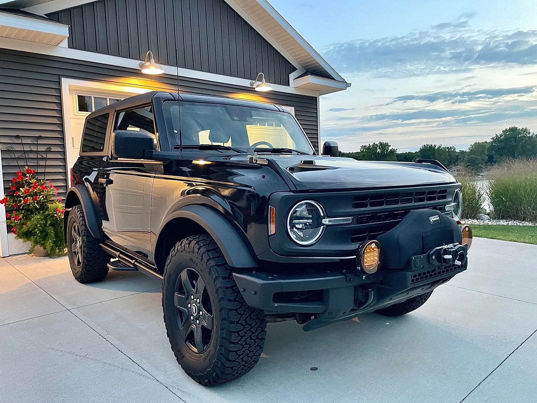 Ford Bronco The 2023 Shadow Black Base Experience IMG_6231