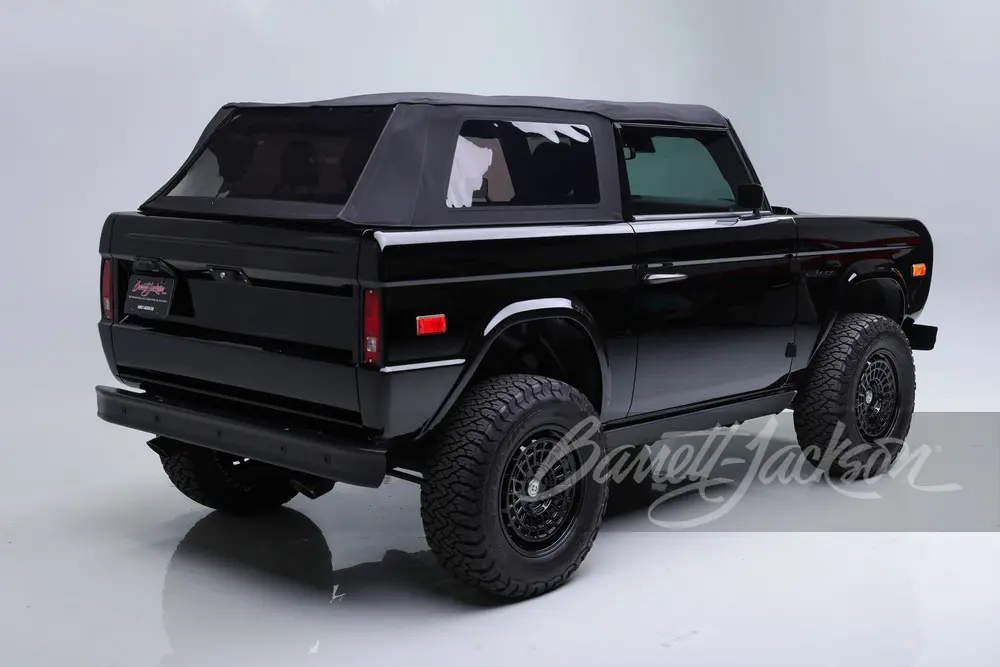 Ford Bronco Kevin Hart's custom "vintage" 2024 Bronco to be auctioned at Barrett-Jackson Rear_3-4_W
