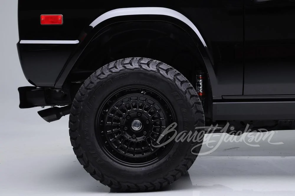 Ford Bronco Kevin Hart's custom "vintage" 2024 Bronco to be auctioned at Barrett-Jackson Misc_22e39748-e6e6-4271-9eb1-edf3ddcb8372_W