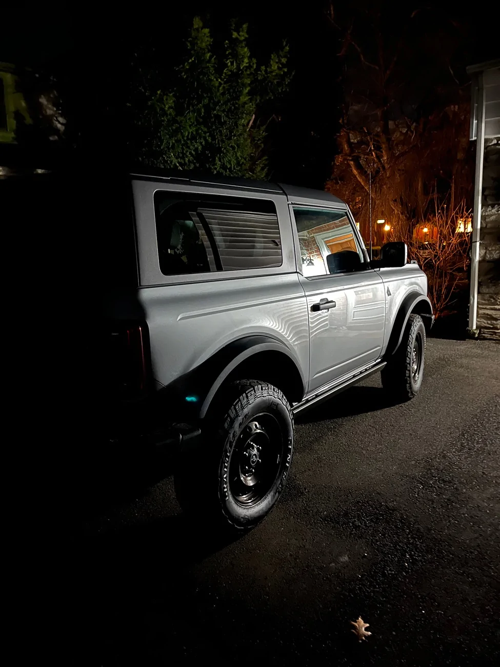 Ford Bronco ICONIC SILVER Bronco Club IMG_0002
