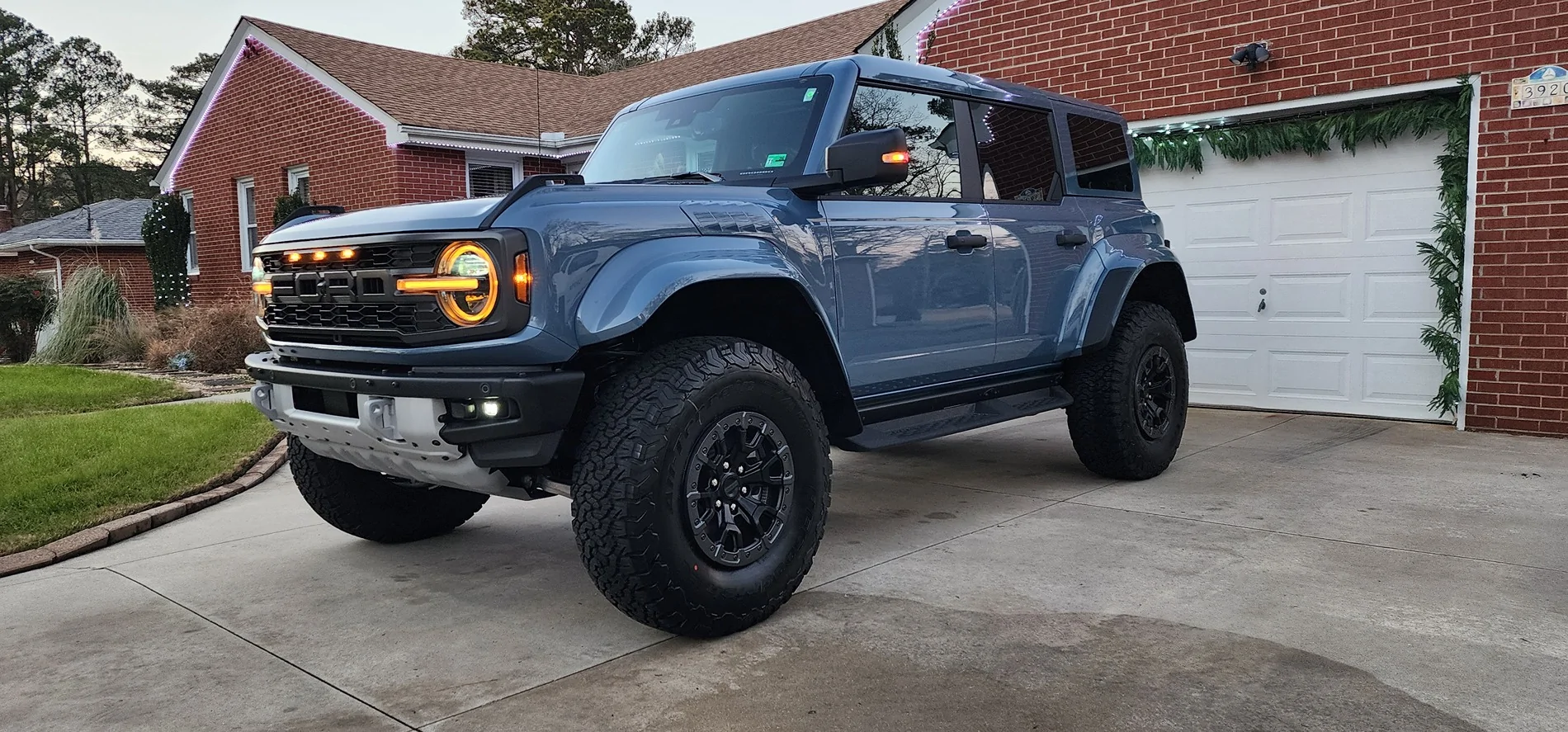 Ford Bronco B&O Stereo System Upgrade on 2025 Bronco Raptor 1000027754