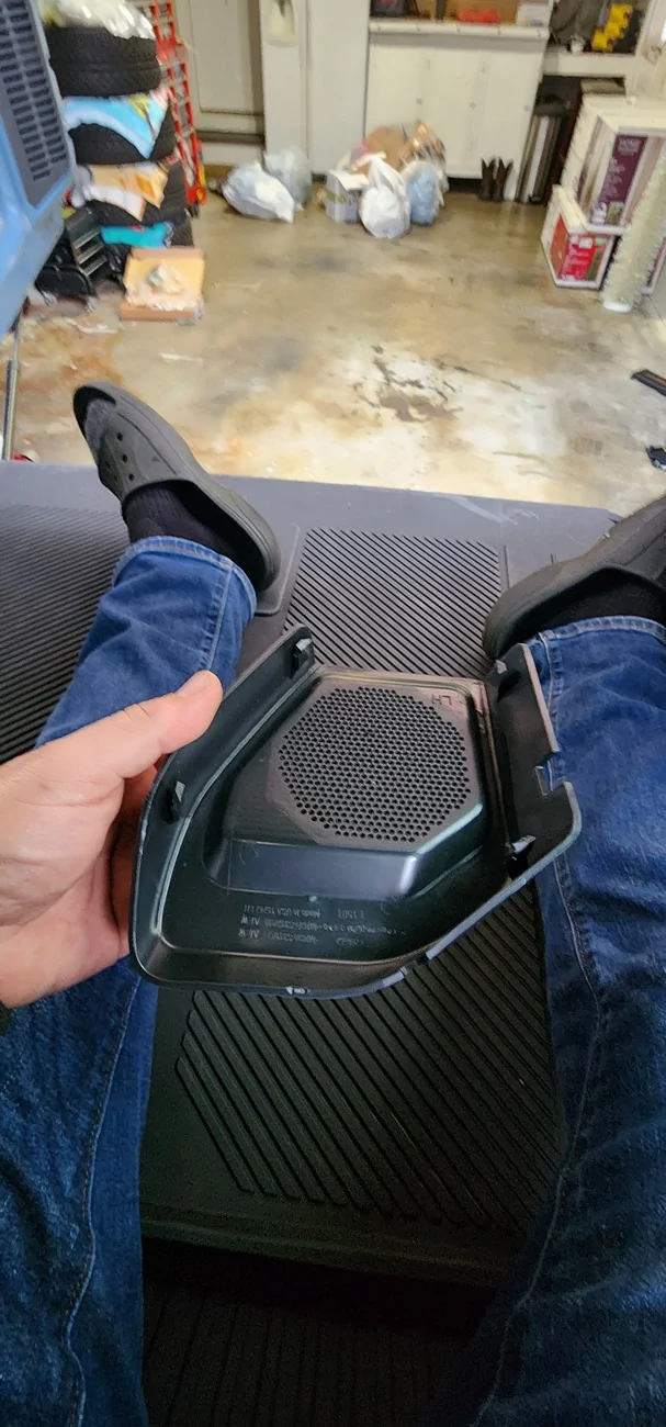 Ford Bronco B&O Stereo System Upgrade on 2025 Bronco Raptor 1000028317
