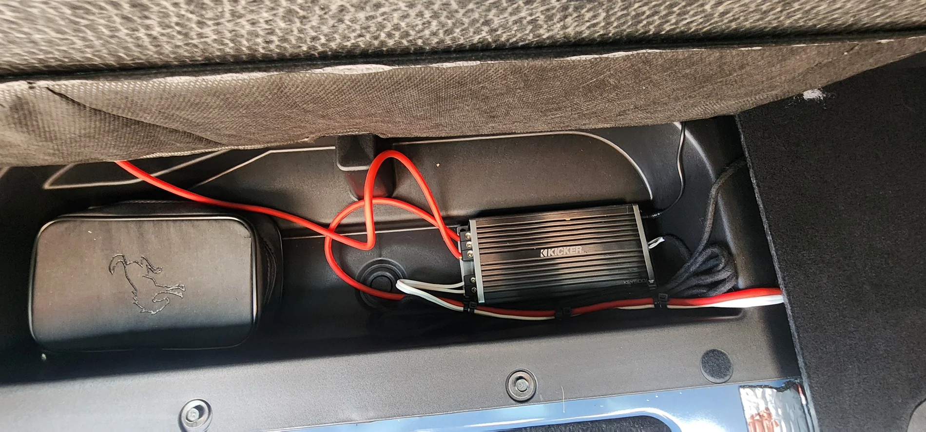 Ford Bronco B&O Stereo System Upgrade on 2025 Bronco Raptor 1000028555