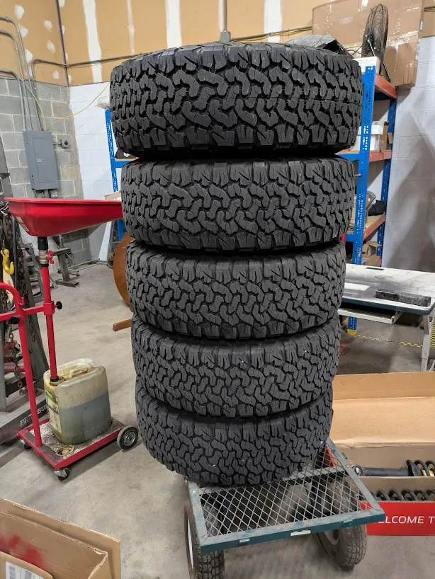 Ford Bronco Badlands Rims&Tires with TPM Sensors, 17,500 Miles, Reduced $600 obo 1768753225965-6h