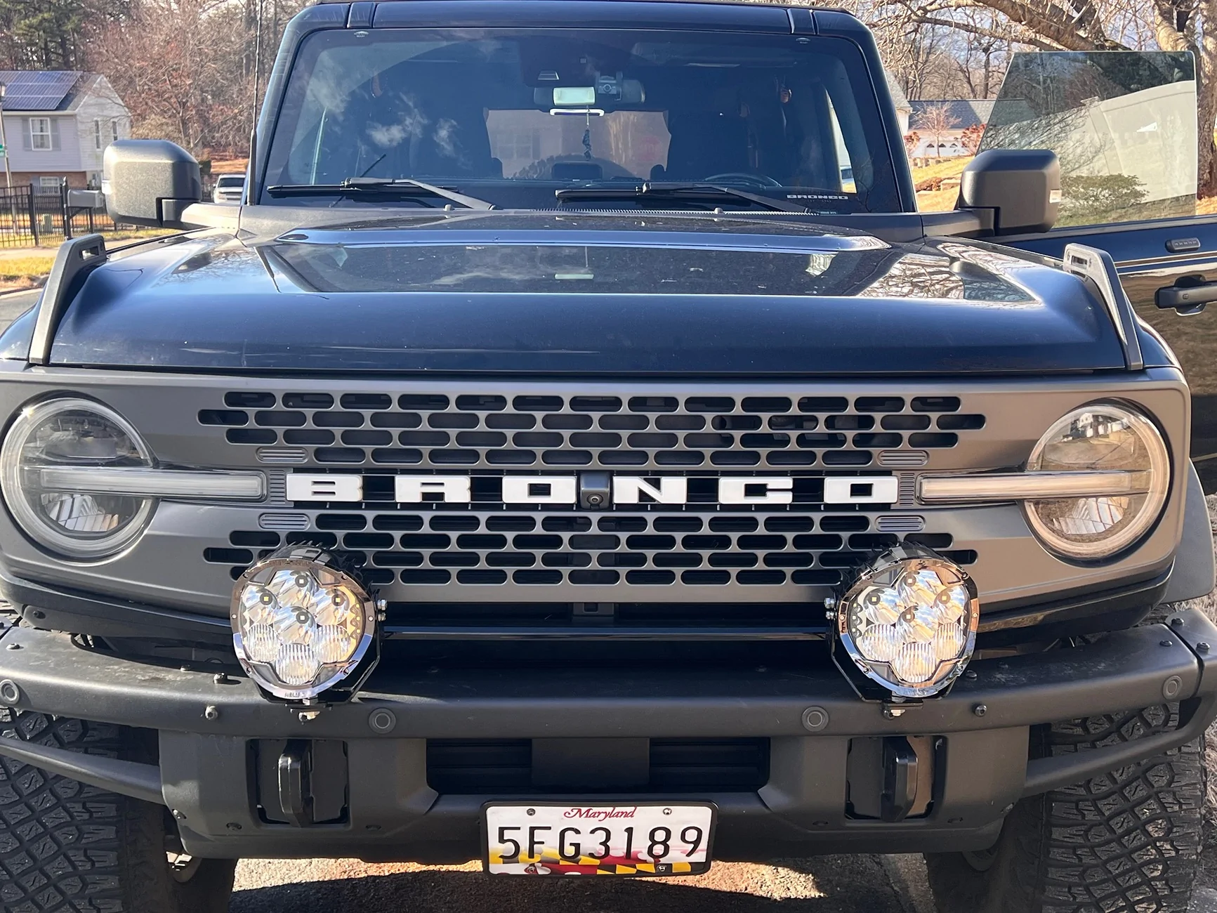 Ford Bronco Suparee Helm 7 inch Led pod lights Review IMG_9827