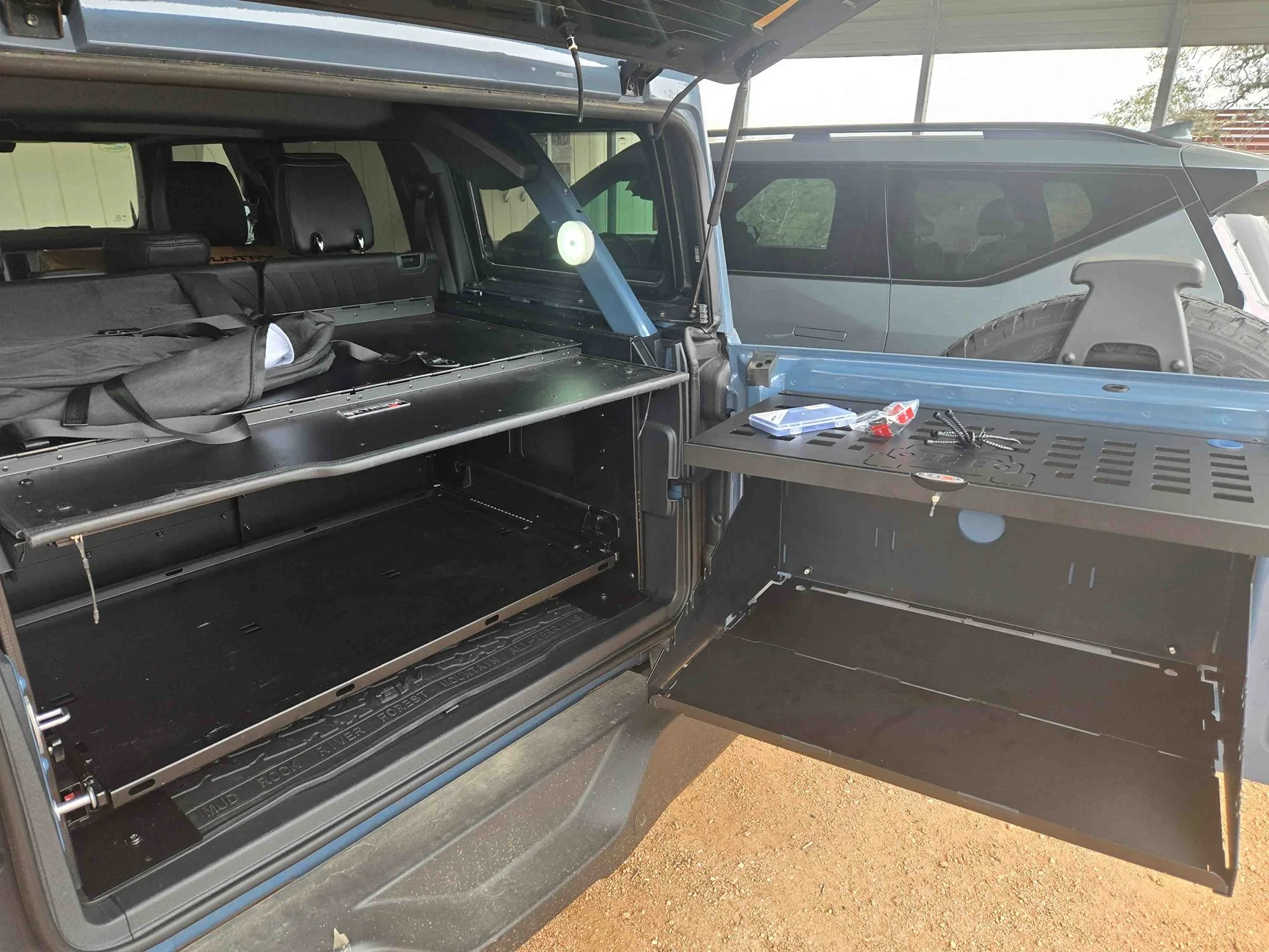 Ford Bronco Rear cargo enclosure + slide-out tailgate solutions? 20260120_124959