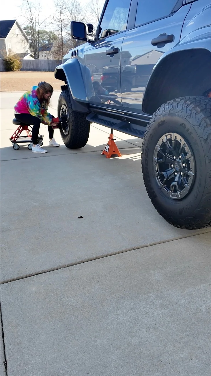 Ford Bronco Color Matched Beauty Rings on wheels - spray paint DIY Lugs off