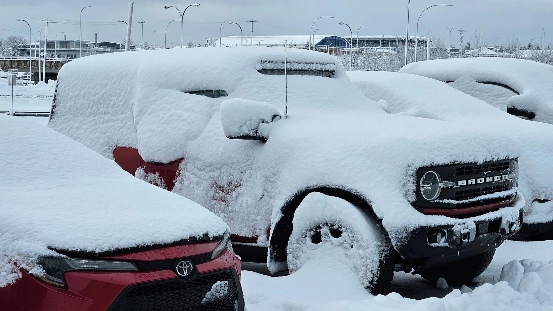Ford Bronco SHOW your SNOW 20260119_103533