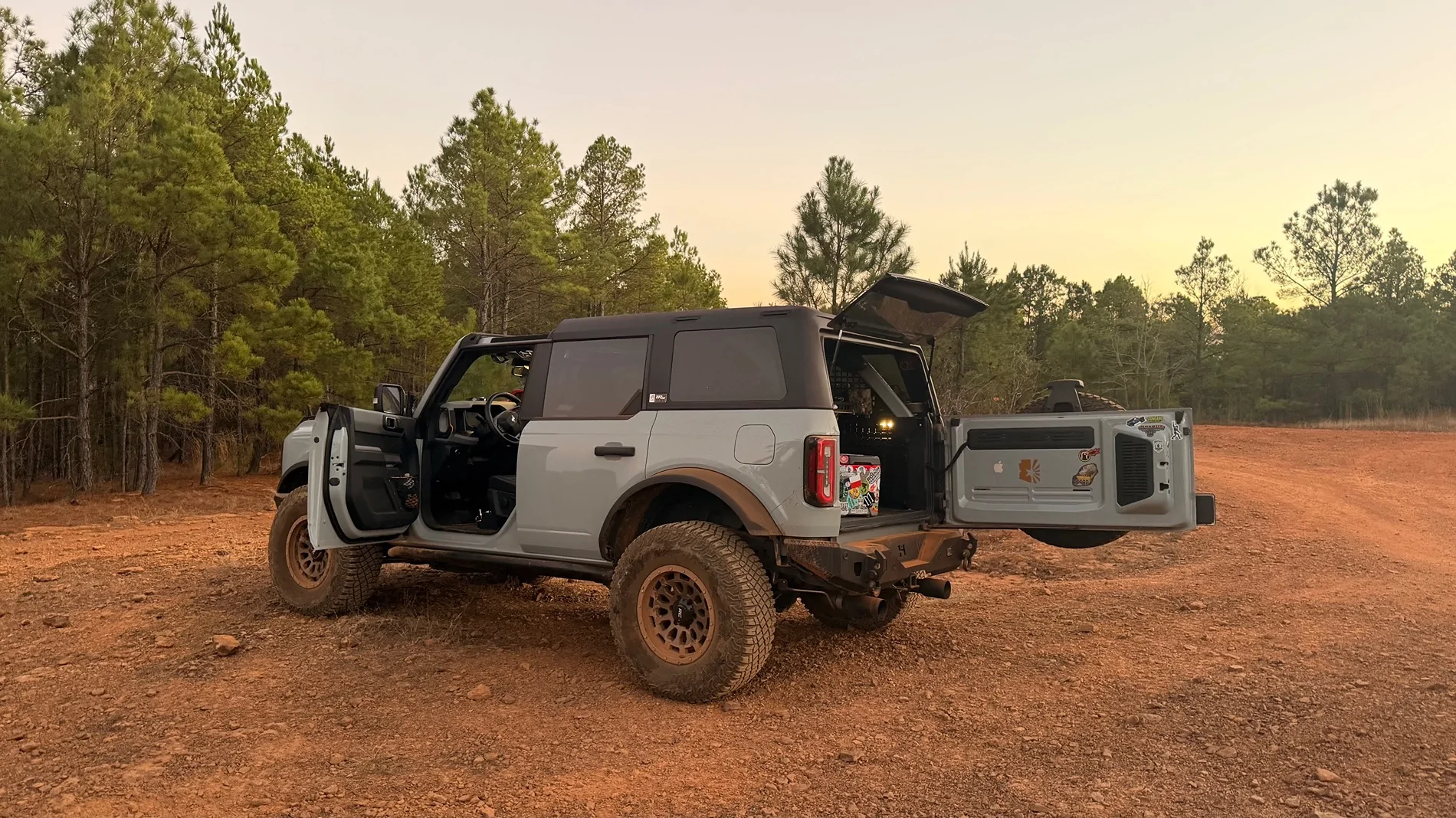 Ford Bronco CACTUS GRAY Bronco Club IMG_2745