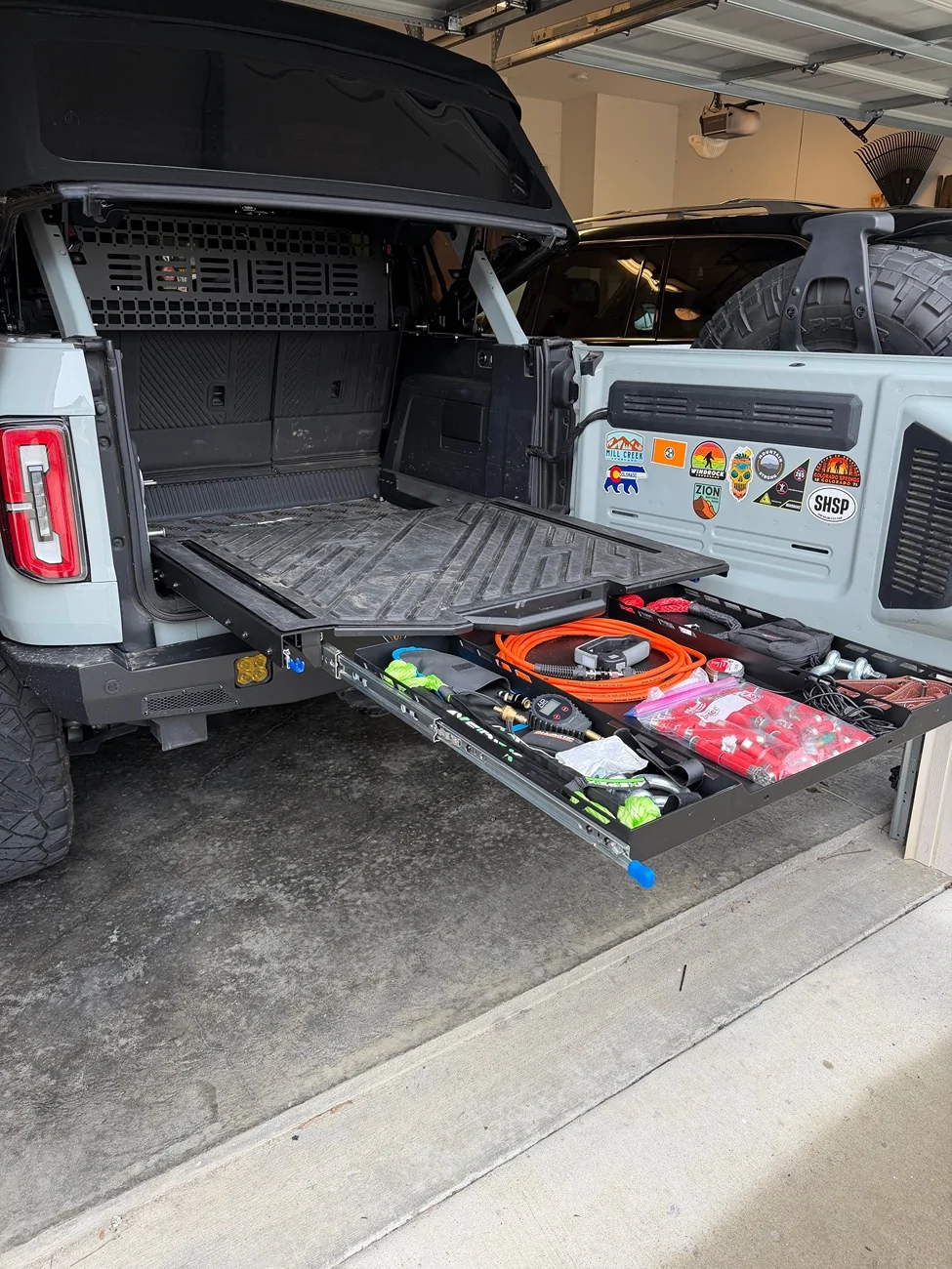 Bronco Raptor Gate Broaddict Trial Gate Review - Love it! | Bronco6G - 2021+ Ford Bronco ...