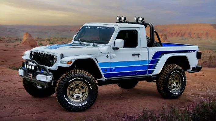 Ford Bronco 2026 2 Door 2.7 not available? CN025_007MO-scaled