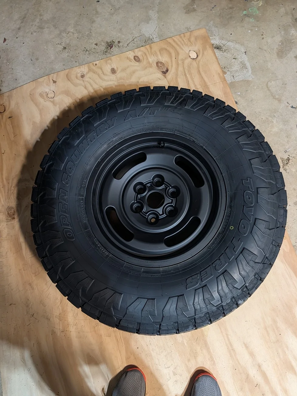Ford Bronco Sasquatch Tire Estimator & Comparison Tool PXL_20260128_020839727