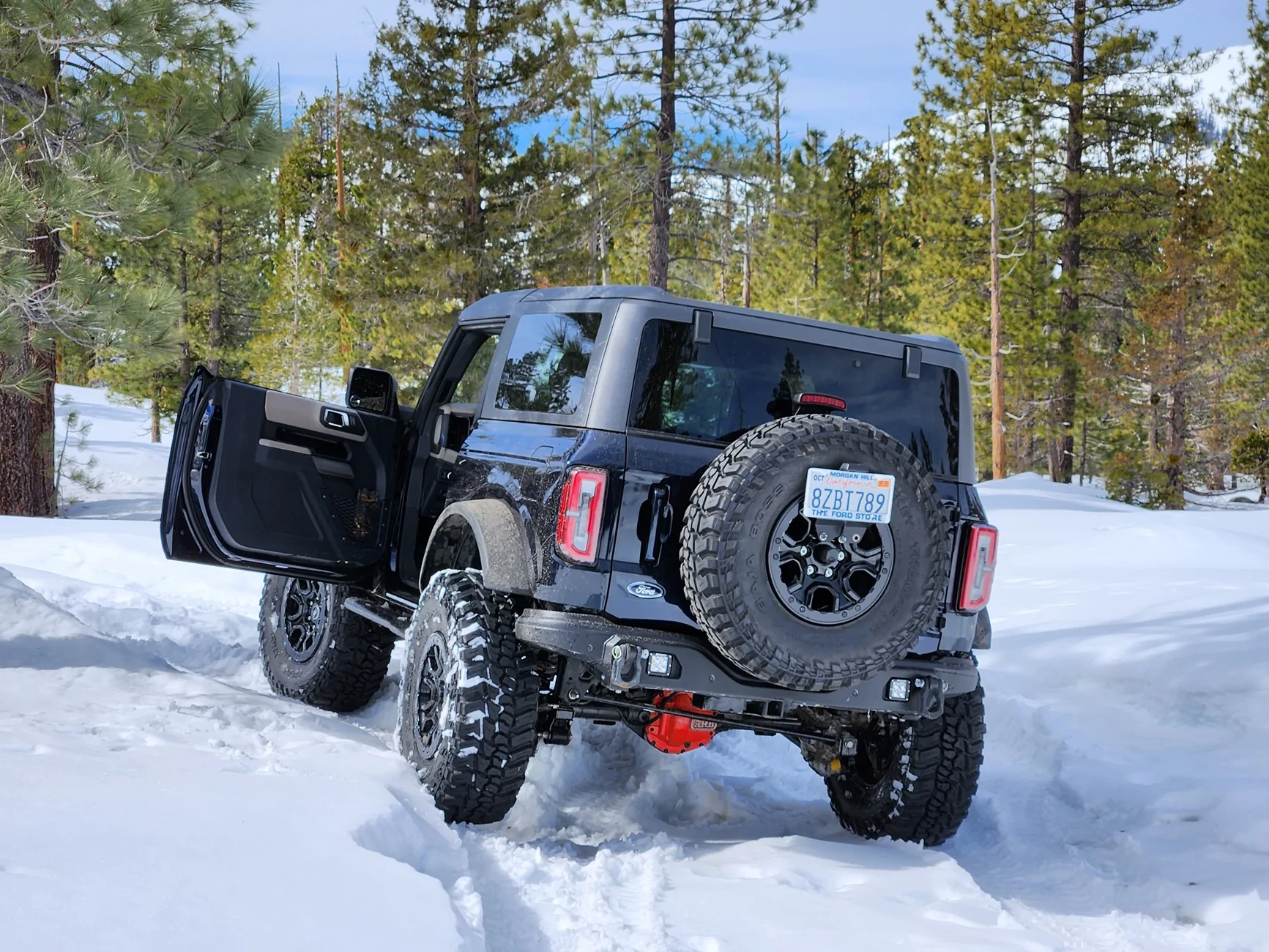 Ford Bronco 4WP Bronco Rear Bumper - Crazy Deal! 20230219_123401