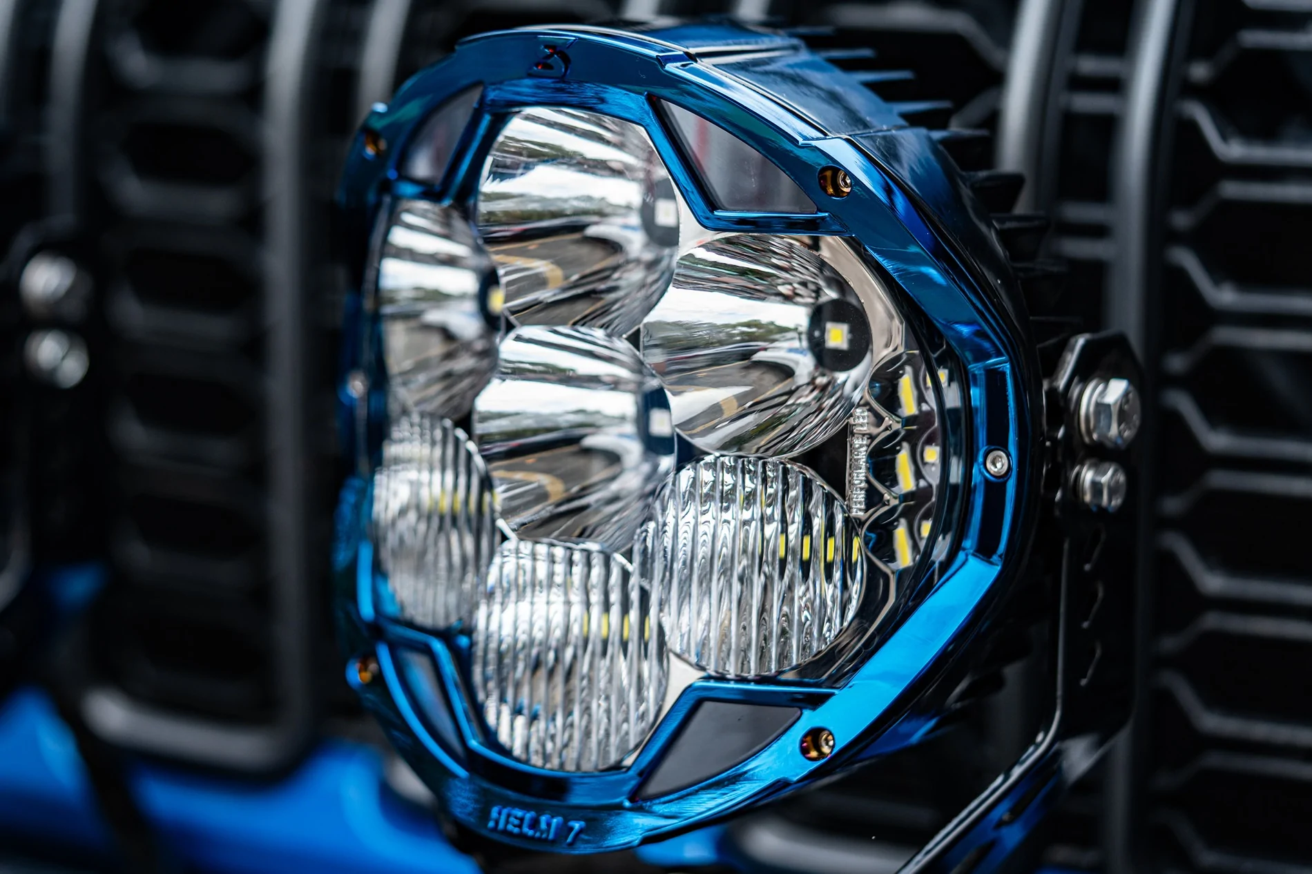 Ford Bronco DIY Your SUPAREE Helm 7 in Your Favorite Color DSC08537