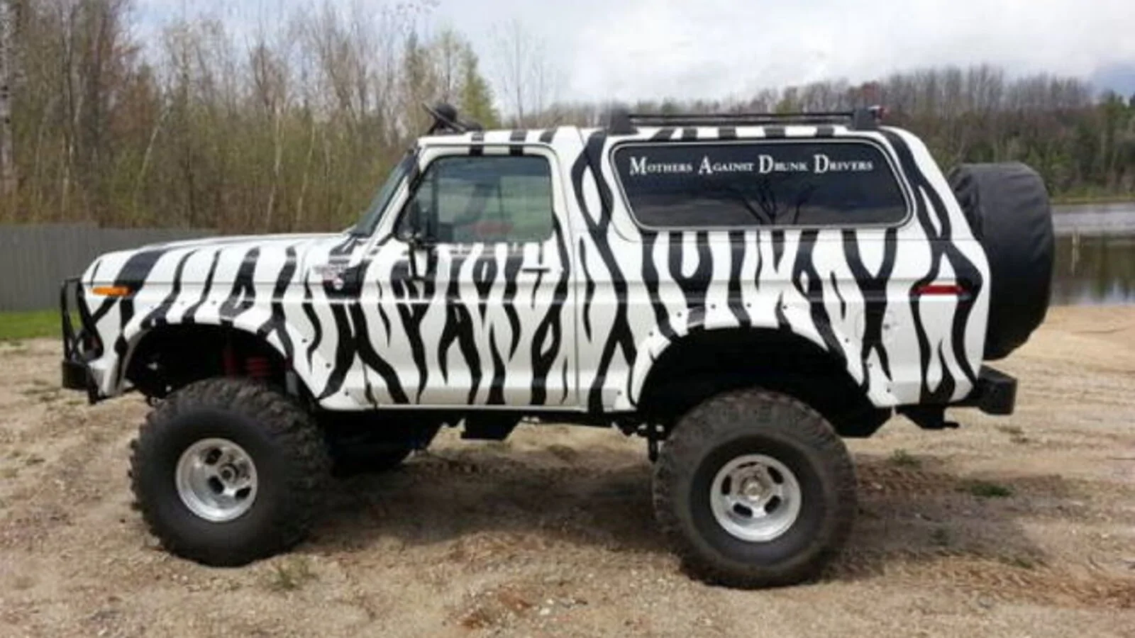 Ford Bronco Anyone remember the TV show Daktari? gzlyzg1mo8womffcvvjf