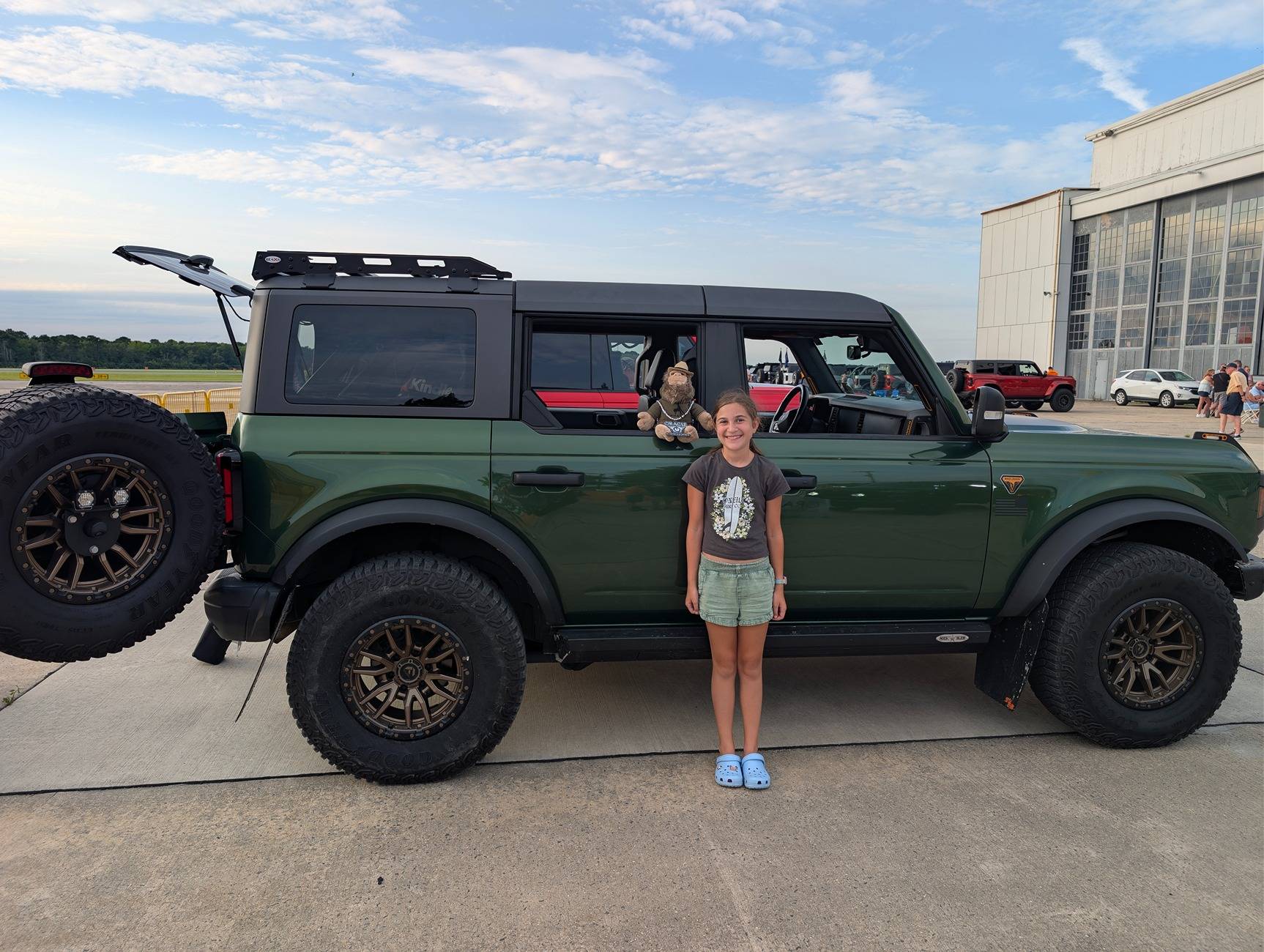 Ford Bronco Show off your BRONZE wheels! 2025 Bronco Invasion