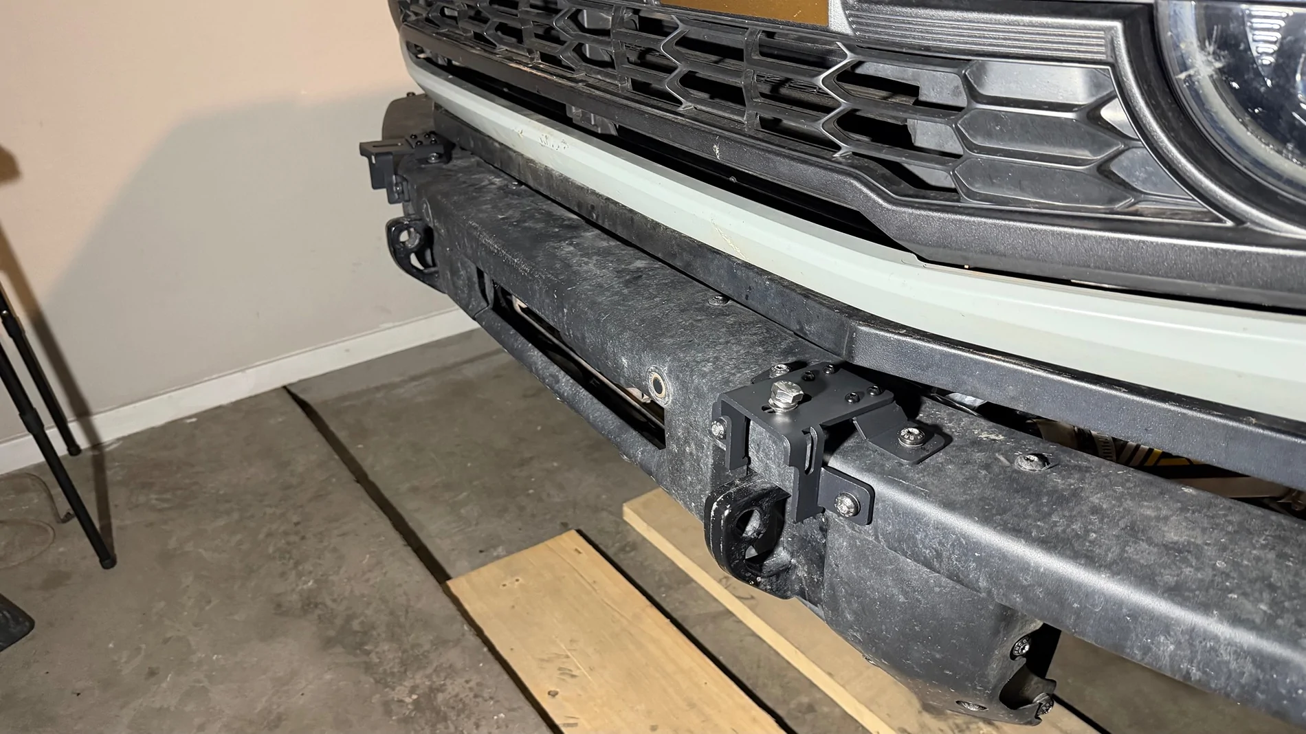 Ford Bronco Installed Suparee Helm 7 lights on front bumper (install video & review) IMG_2297