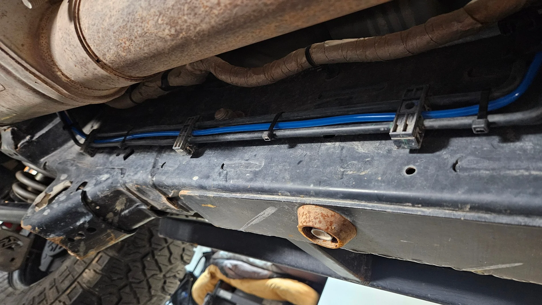 Ford Bronco What did you do TO / WITH your Bronco today? 👨🏻‍🔧🧰🚿🛠 20260201_133148