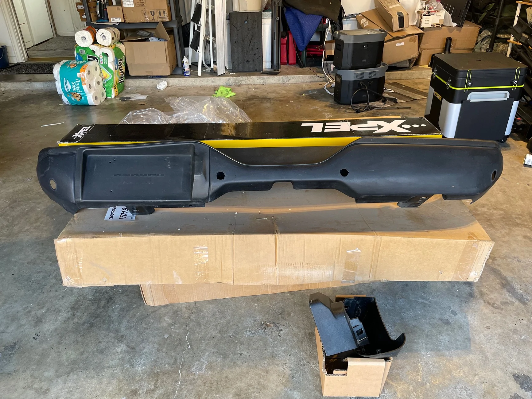 Ford Bronco OEM Badlands 23 Metal rear bumper with Diode dynamics Stage Series C1R White Flood Flush Mount LED Pod (pair) - $300 IMG_5035