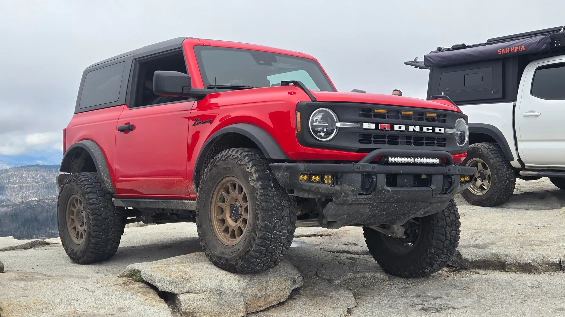 Ford Bronco Show off your BRONZE wheels! 20251004_142403