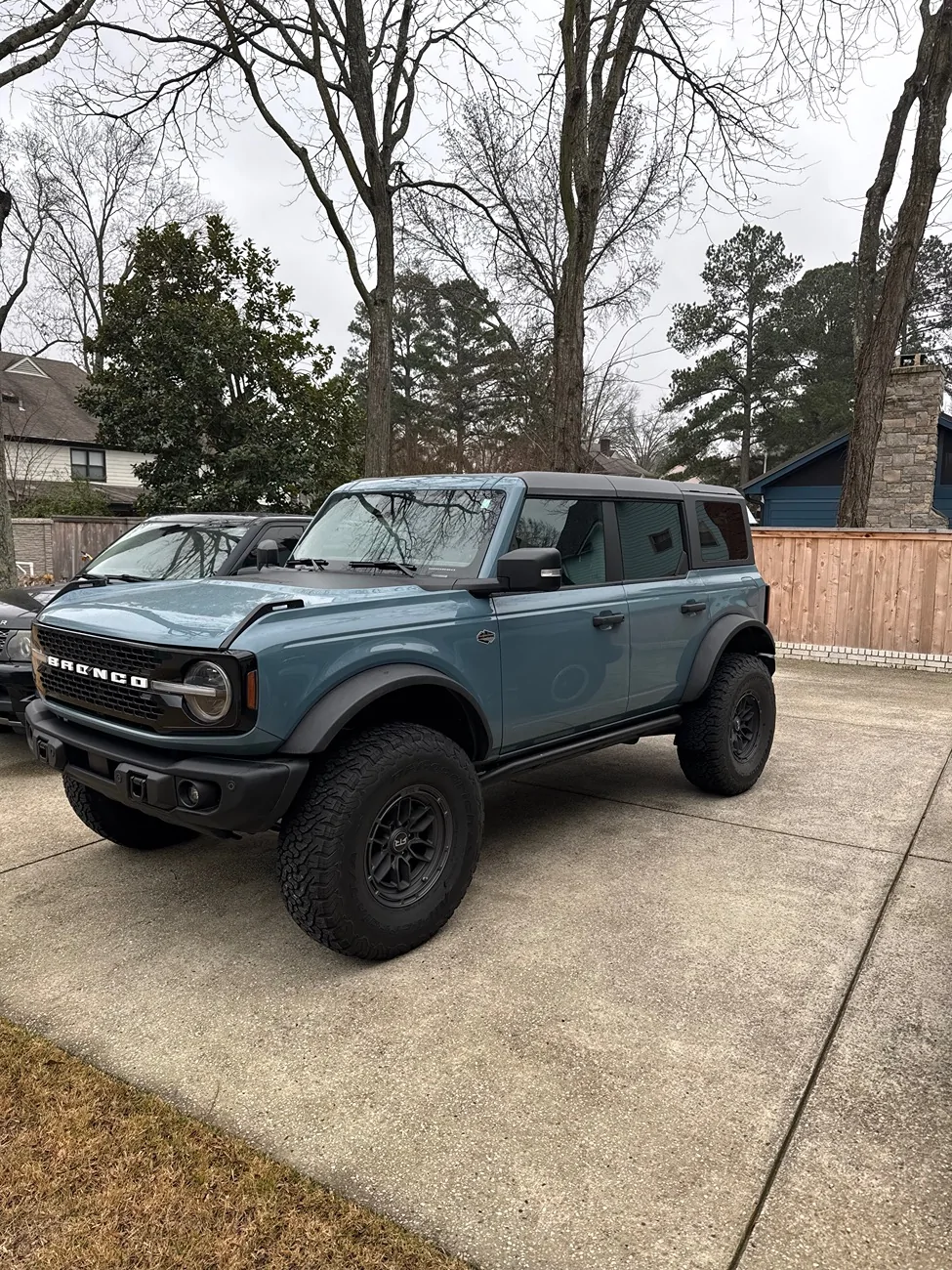 Ford Bronco Show me your Gray Wheels IMG_9575