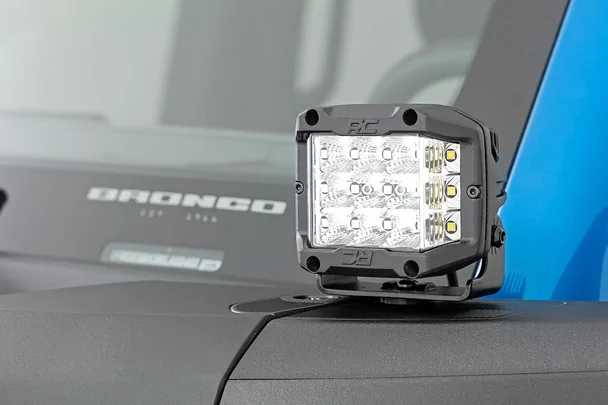 Ford Bronco Rough Country Lighting Kits 1770138070121-es