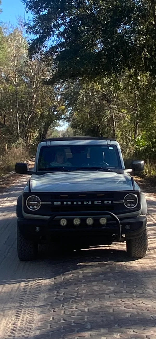 Ford Bronco Standard bumper no fog IMG_8187