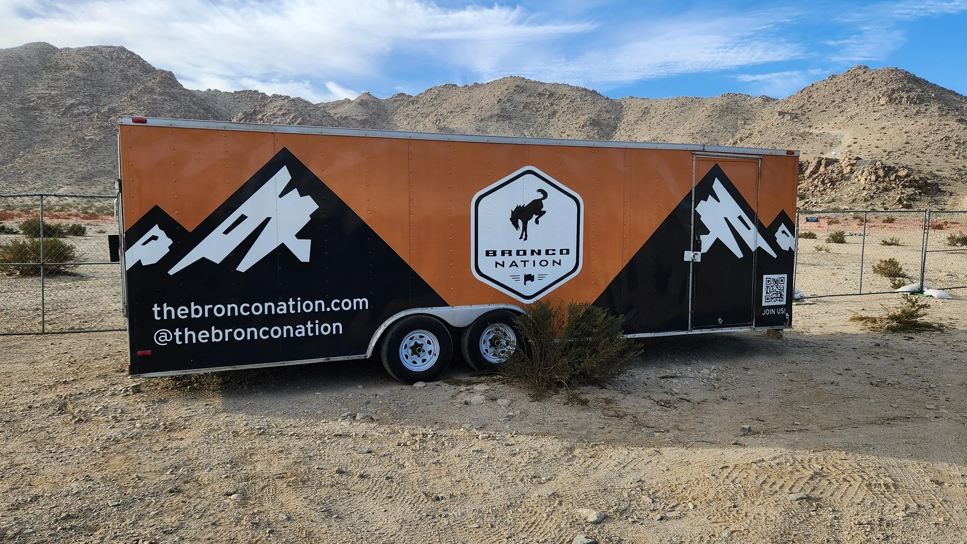 Ford Bronco Broncos At King Of The Hammers KOH Hammertown 1/30 - 2/1 2026 20260201_153053