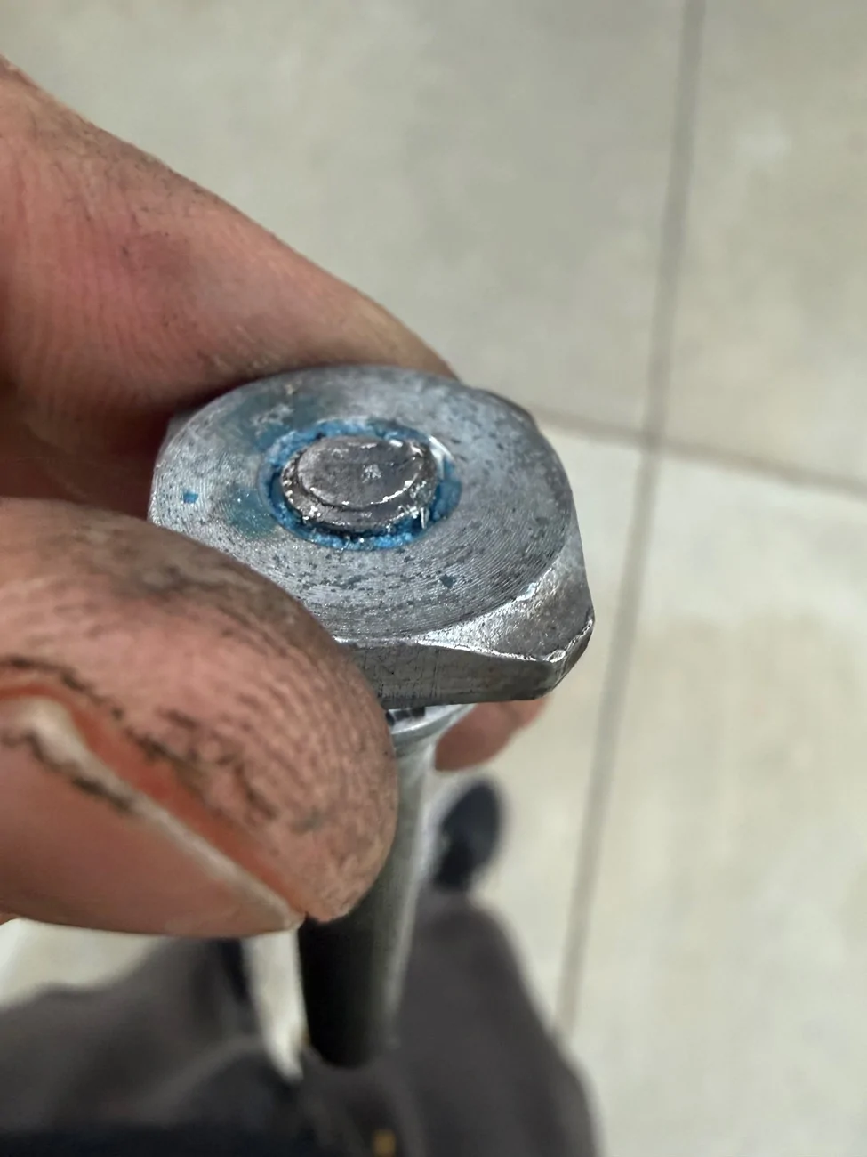 Ford Bronco HELP!!! Snapped a bolt IMG_8180