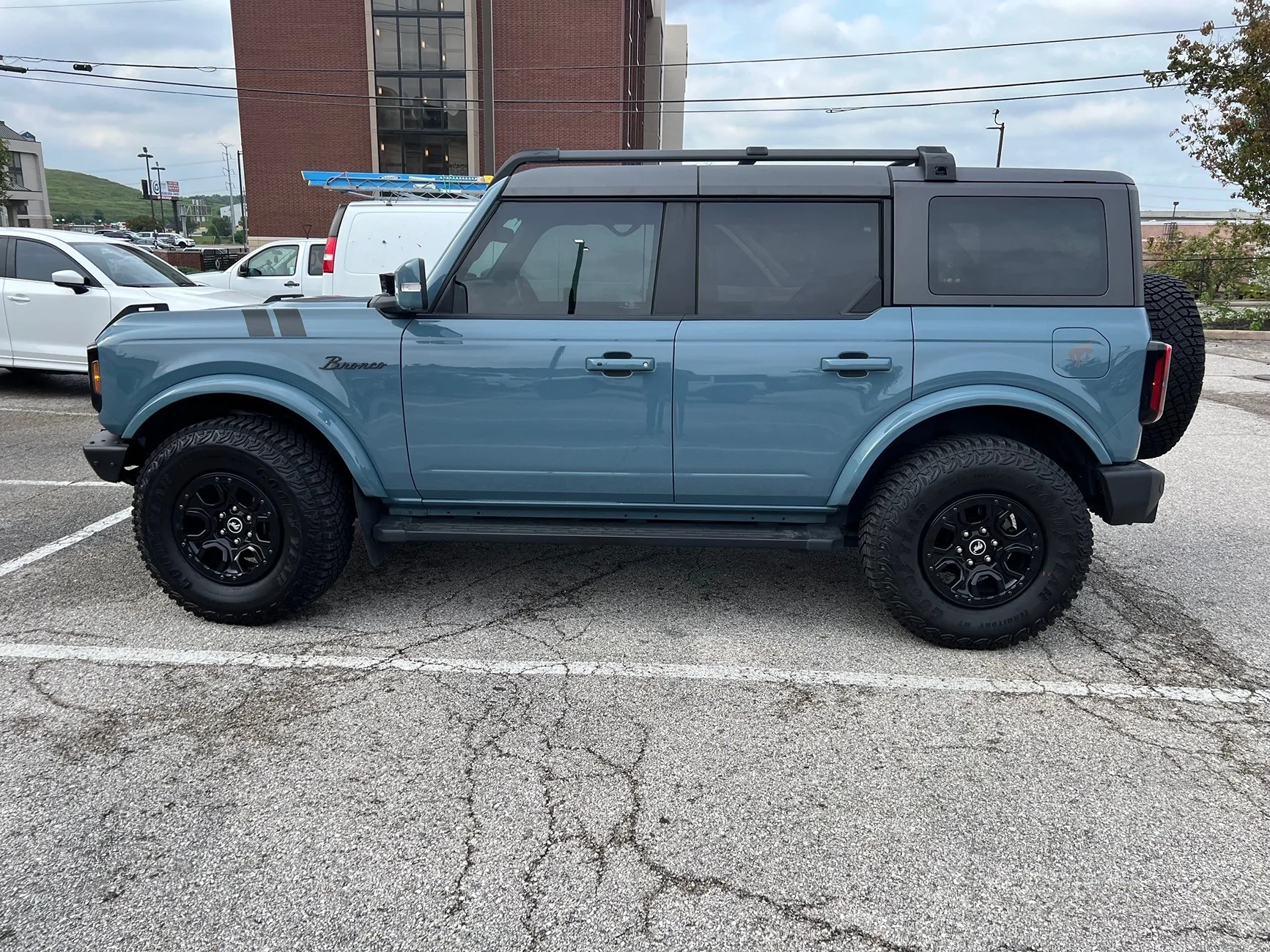 Ford Bronco Are Spacers Bad? side vi