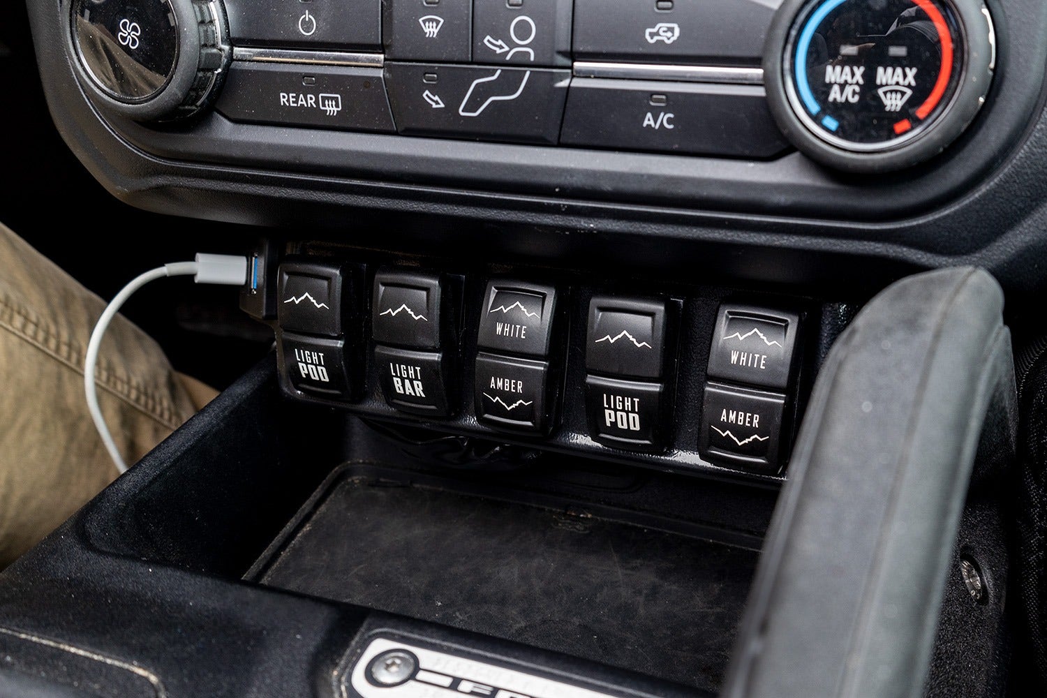 Ford Bronco Borne Off-Road Direct-Fit Bronco Lighting Bronco-Light-Blog-5