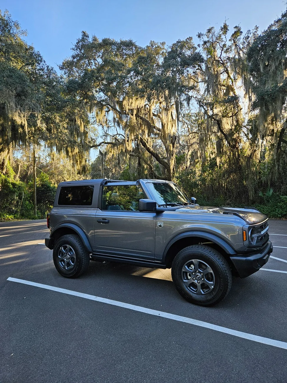 Ford Bronco CARBONIZED GRAY Bronco Club 1000020564