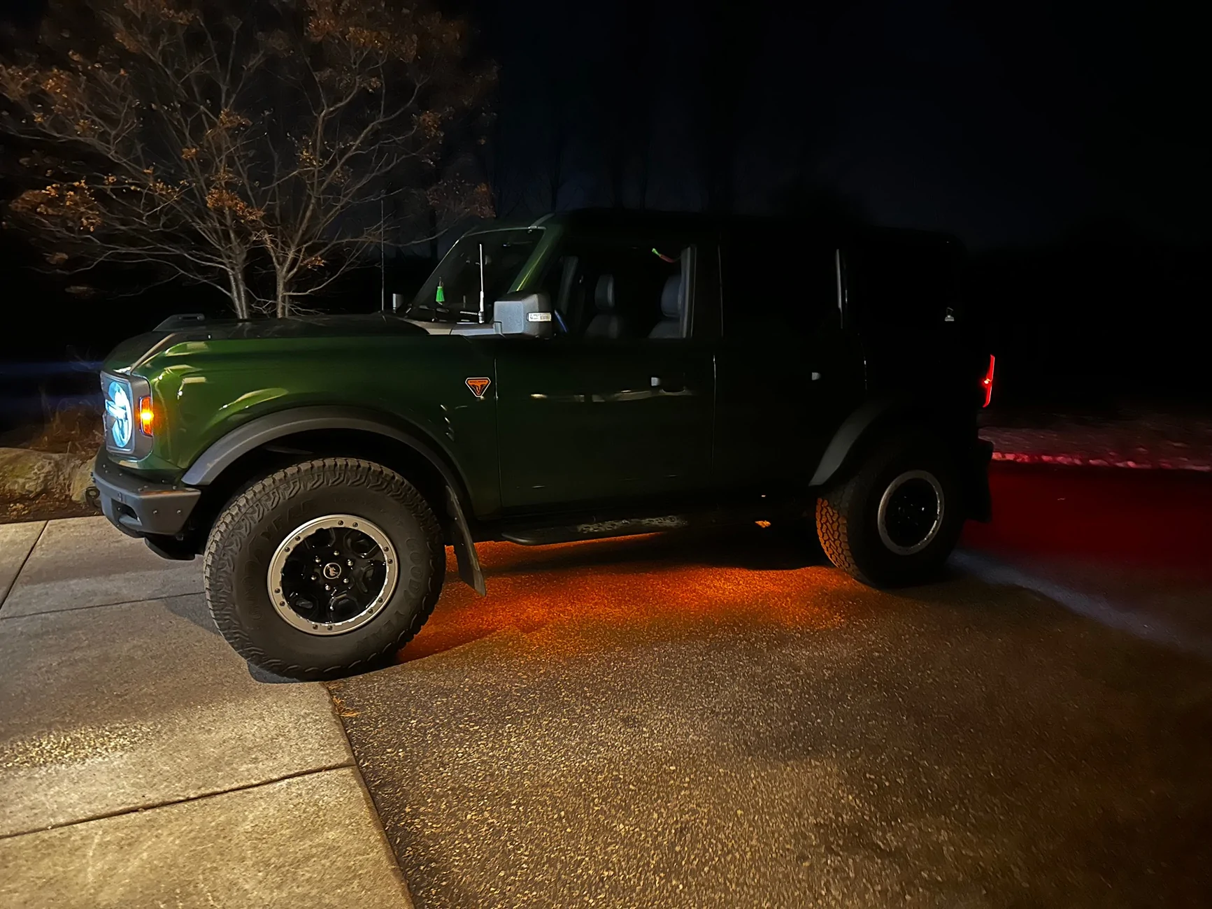 Ford Bronco Nacho Nanos as Rock Lights IMG_5570