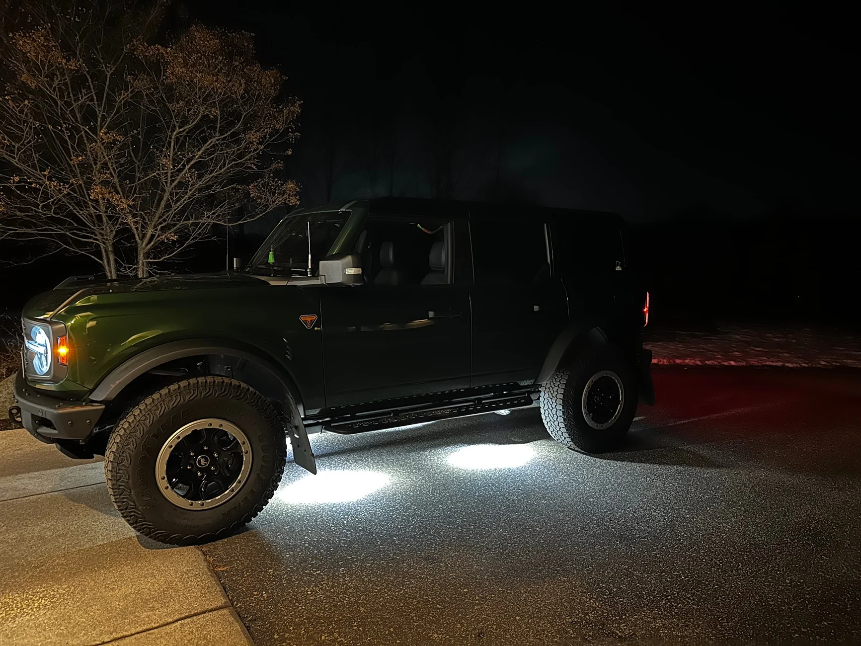 Ford Bronco Nacho Nanos as Rock Lights IMG_5573