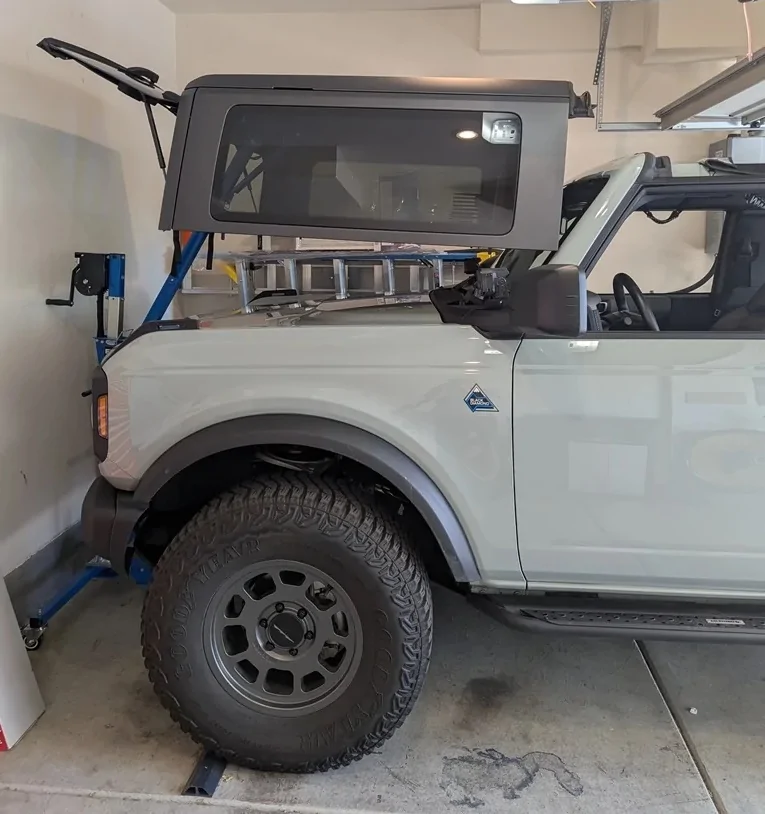 Ford Bronco EZ4x4 hard top remover lift. My review. EZlift6