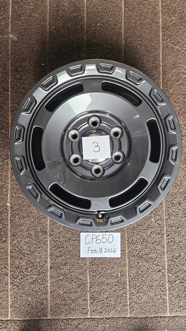 Ford Bronco FS: Everglades Wheels -17" Carbonized Painted (5) 20260218_094025~2